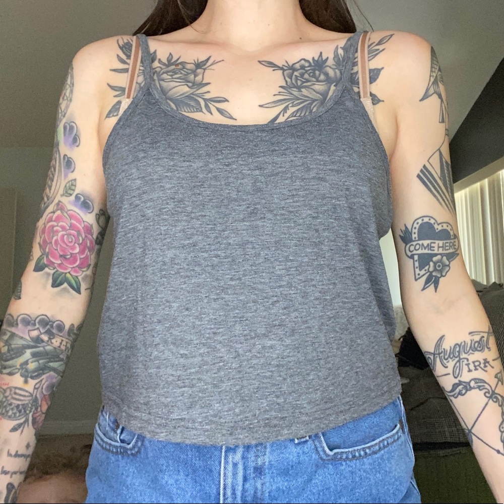 Heather grey crop tank